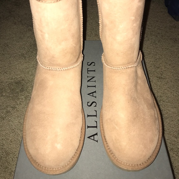 Women’s Ugg Boots Size 9 - Picture 2 of 7